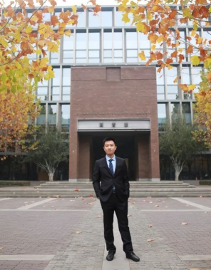 它是中国第一所现代大学，走出“两弹一星”功臣，培养84位杰出政界校友！