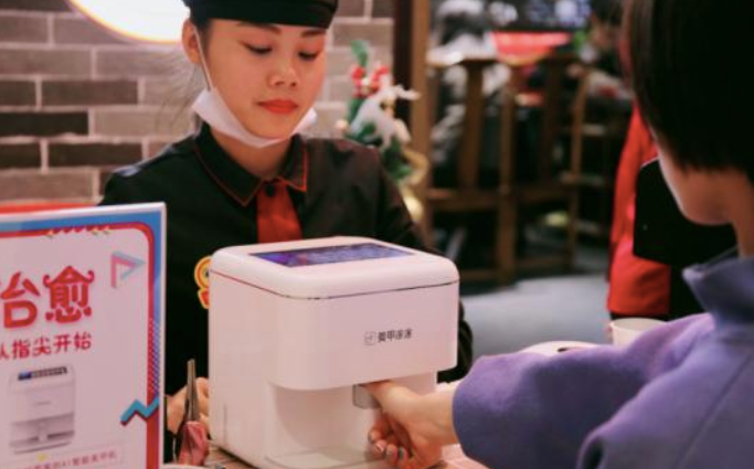 疫情改写美甲行业：营收骤降70%，门店艰难求生