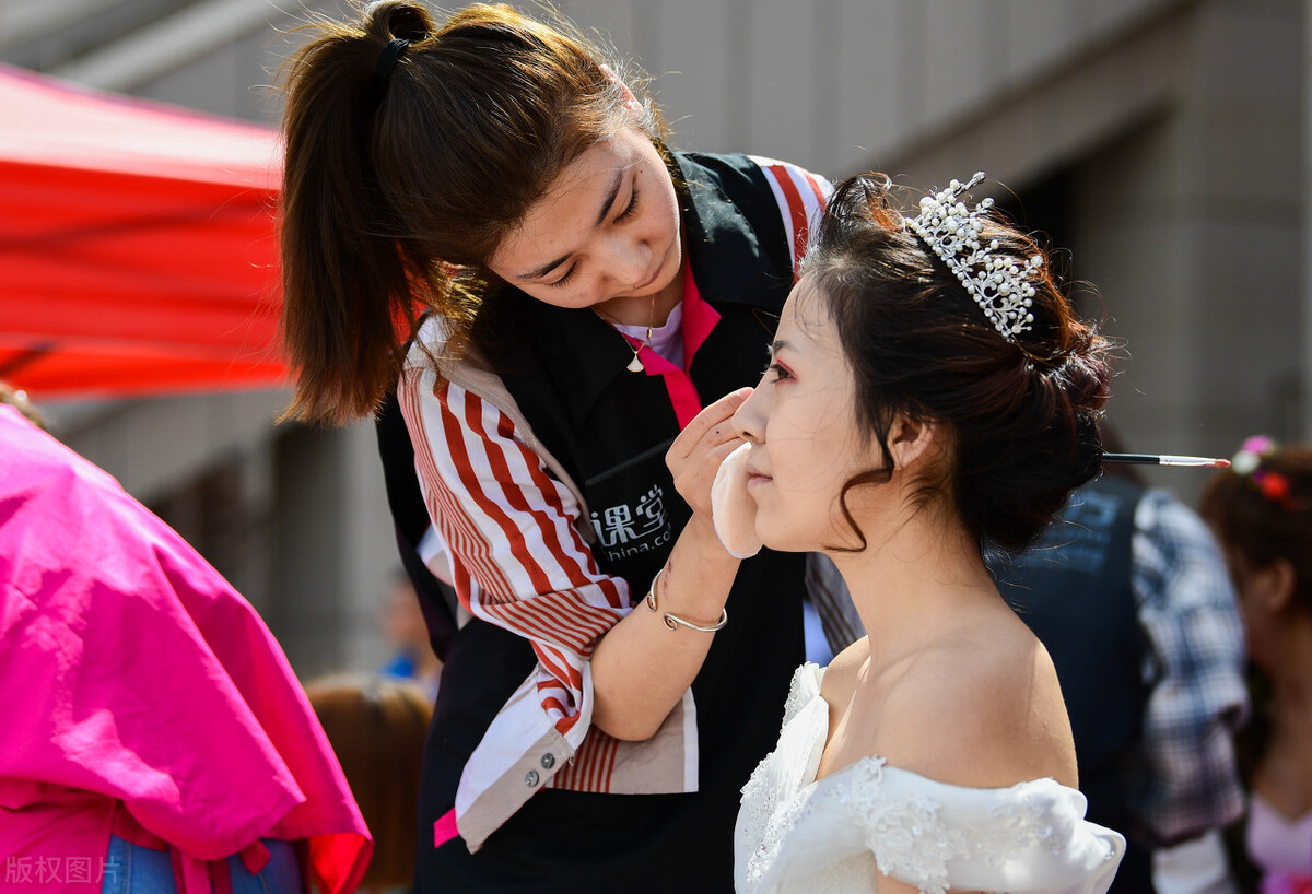 想集中了解中高职院校？本周日如意湖畔，近百中高职院校齐亮相