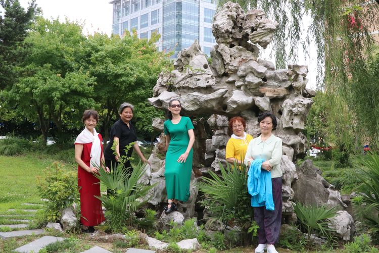 晓冰：在那遥远的地方