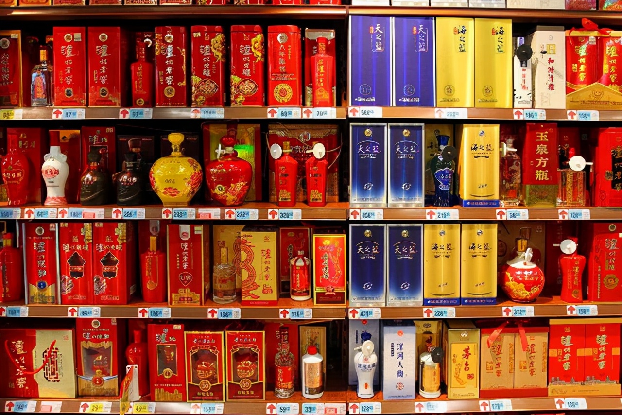 茅台稳坐第一，习酒、郎酒两大品牌到底谁更有机会成为“酱酒老二”？