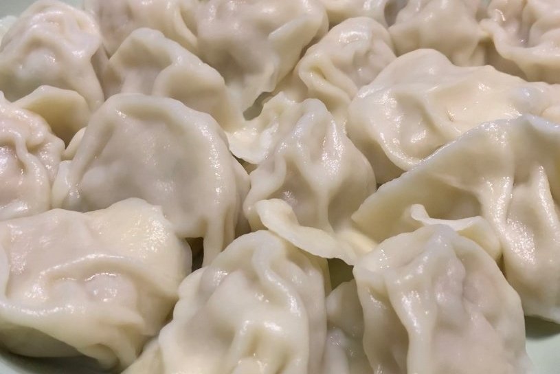 酸菜饺子美味秘诀：自制酸菜步骤详解，酸香开胃，包你吃上瘾！