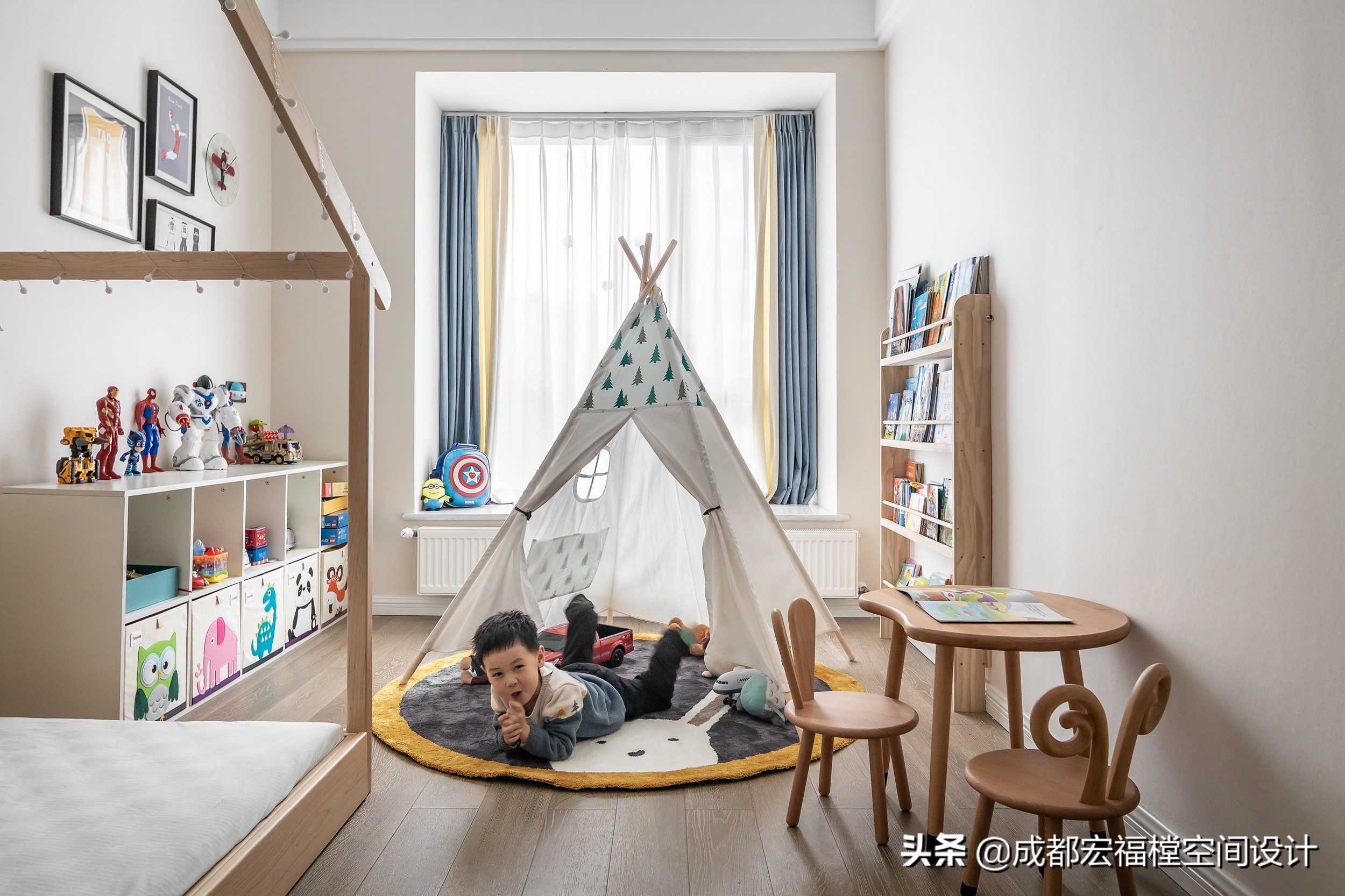 隐形门+三面满墙定制，打造180㎡六人居神级收纳空间