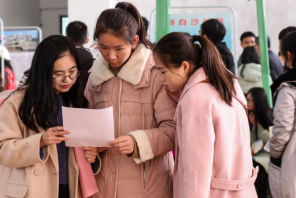 私立学校2年后将被取缔，一大批教师可能要失业，他们该怎么办