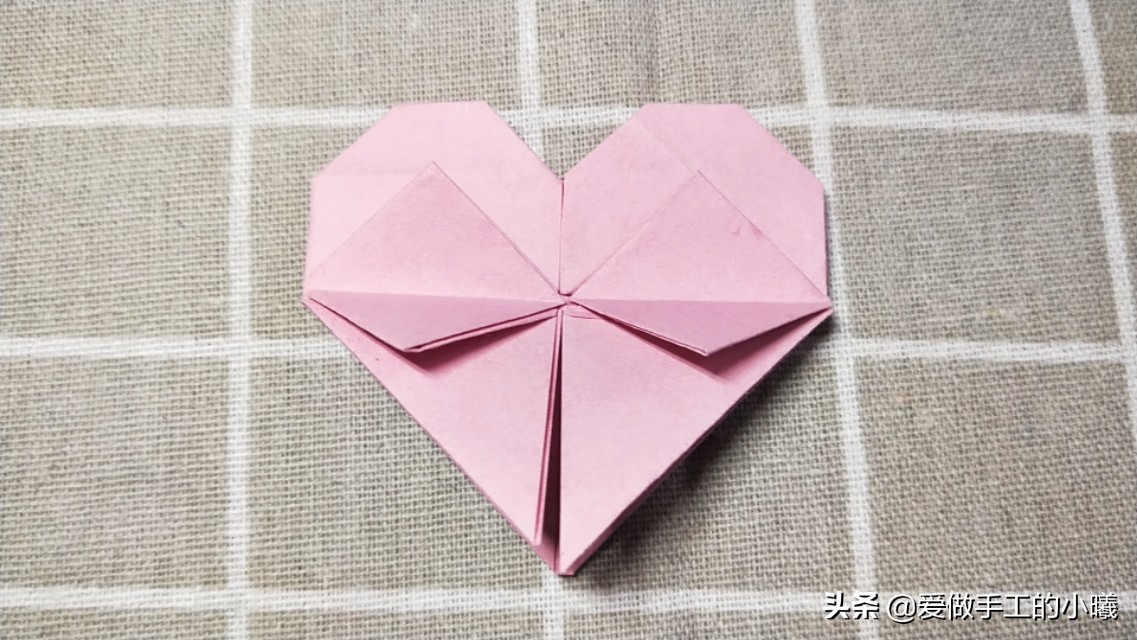 折纸教程:当爱心遇上蝴蝶结，简单别致，漂亮加倍