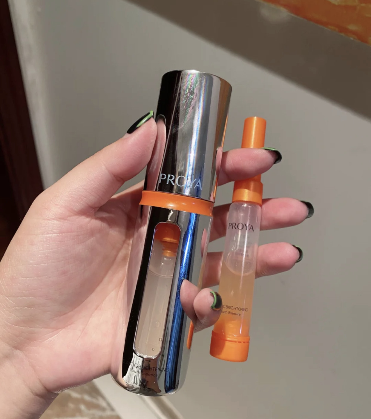 均价不过300的大牌精华：OLAY效果明显，欧莱雅抗初老