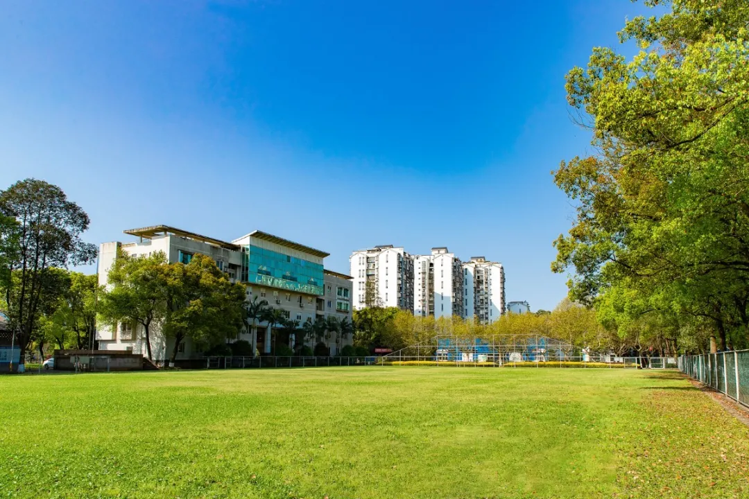 这所大学被誉为“西部化工的黄埔军校”，即将搬入1000余亩新校区