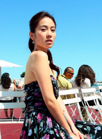 40岁叶璇自曝担心王一博，从名校学霸到遭群嘲，她其实活得真实