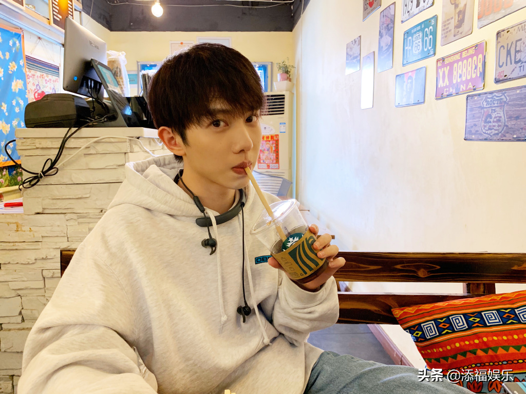 刘俊昊退出时代峰峻(《青你3》选手官宣,刘俊昊已不属于时代峰峻,但其