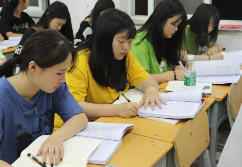 我国“百强高校”大洗牌，中科大挤进前三，浙江大学惜败南京大学