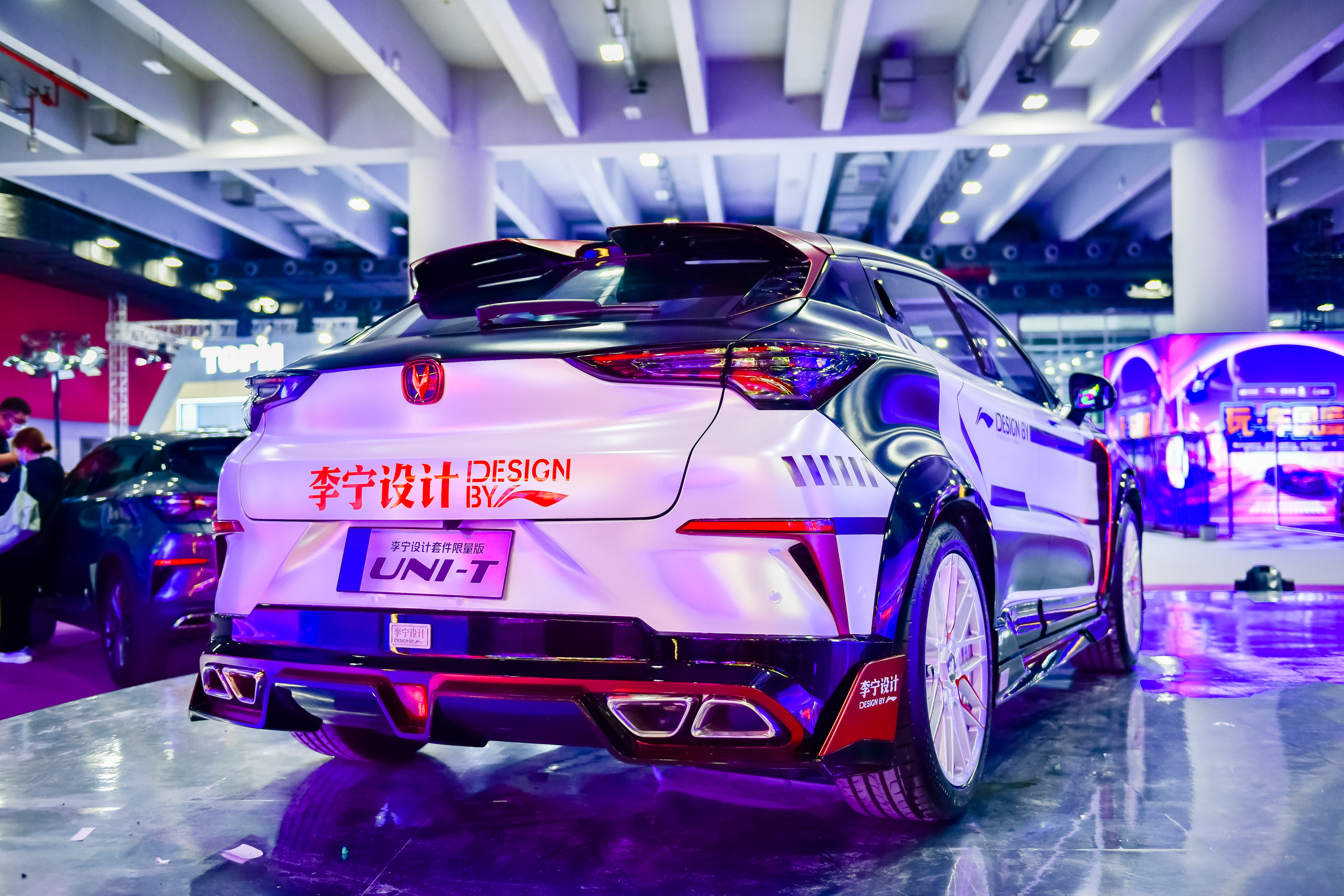 引新潮,秀改装 长安uni广州车展发布限量定制版改装套件