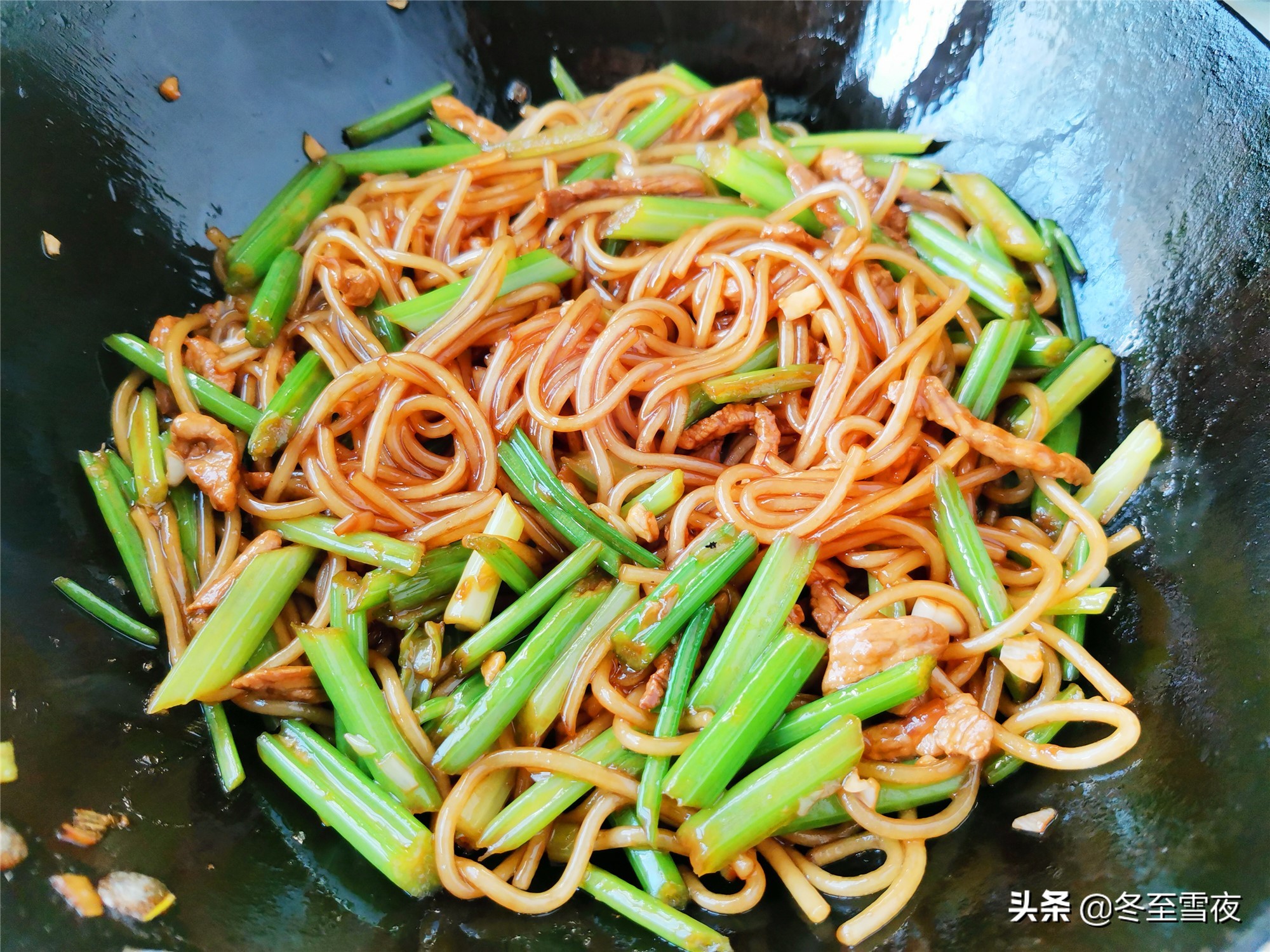 芹菜粉的做法（9步教你做东北的家常老菜）