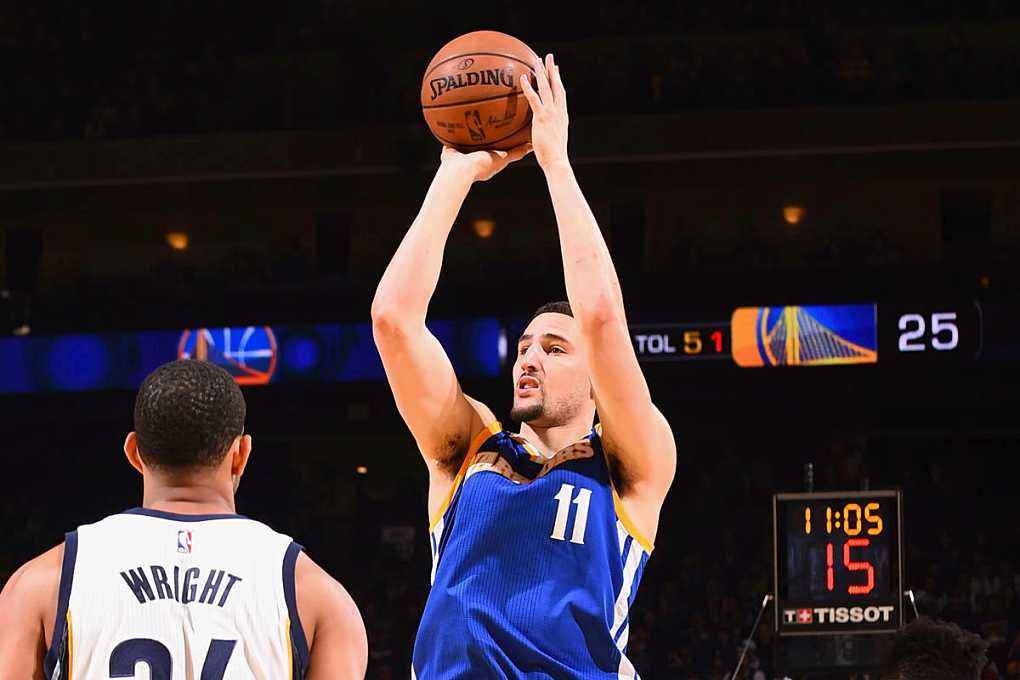 为什么nba没有三分线外扣篮(三分球让NBA越来越乏味，缺少了顶级扣将的篮球确实不好看)