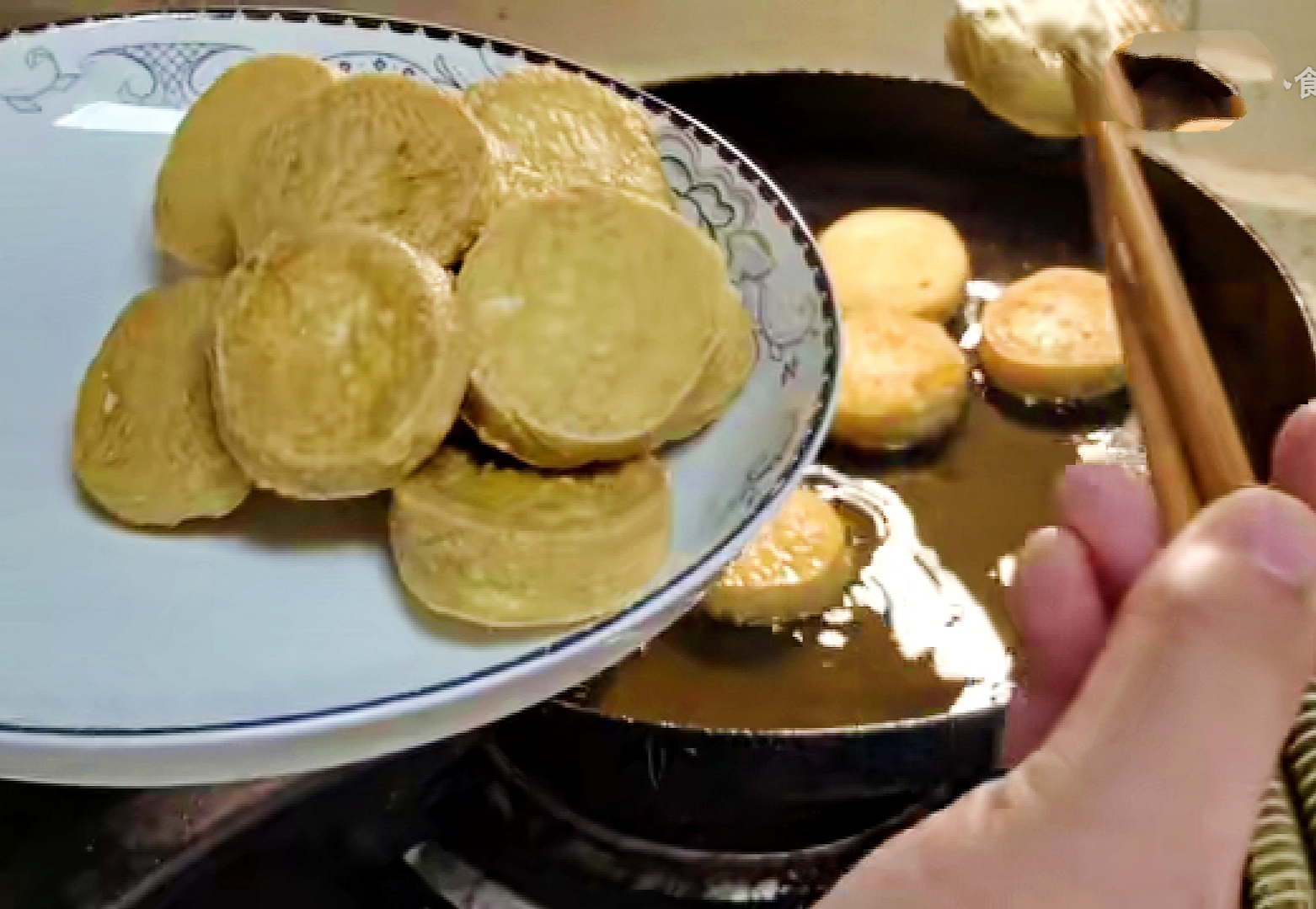 素鸡不用炒着吃，简单4步比红烧肉好吃，软嫩多汁，吃一次忘不掉