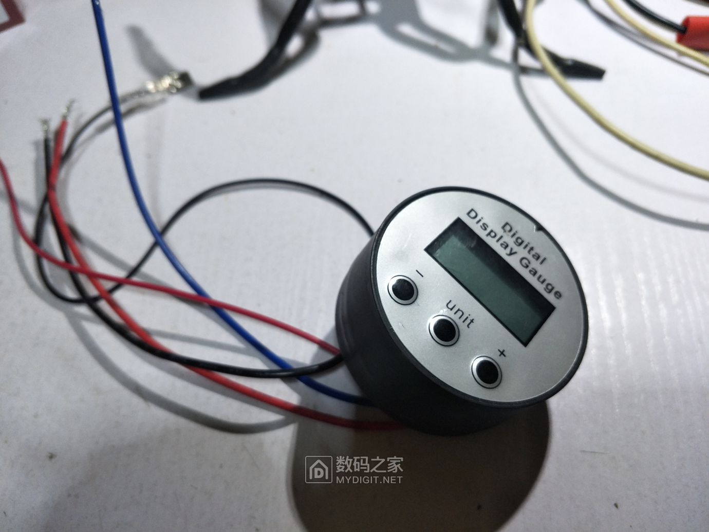 拆解DIY：尤利特YD-8113指针式充气泵改造为数显气压式