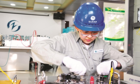 张雪峰：考上这所“双非”大学的电气专业，进电力局“不费劲”