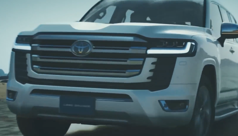 丰田兰德酷路泽，霸气外观+V6双涡轮动力，越野个性十足