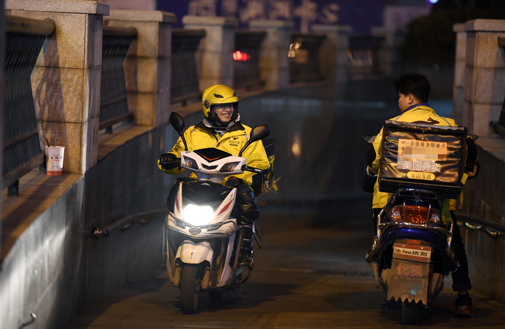 美团王兴,为什么让骑手注册个体户?详解他的套路,望周知