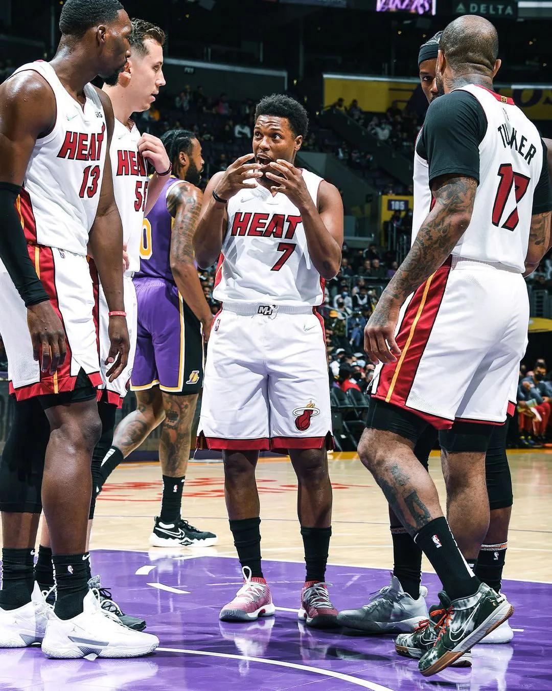 迈阿密热火队壁纸(NBA球队主题壁纸（第二期）——迈阿密热火队Miami Heat)