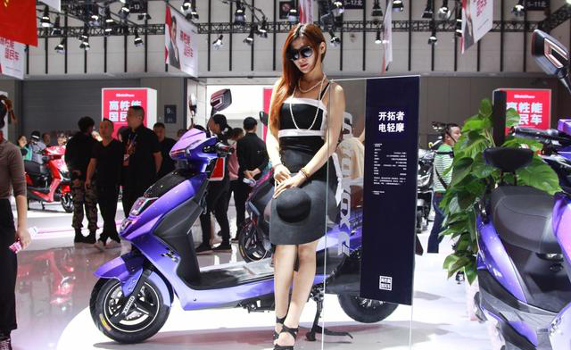 關于電動車、三輪車、老年代步車上牌條件、駕照、保險，一文搞懂