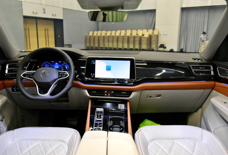2021款大众途昂上市:采用数字化内饰,全新形象能否拯救颓势