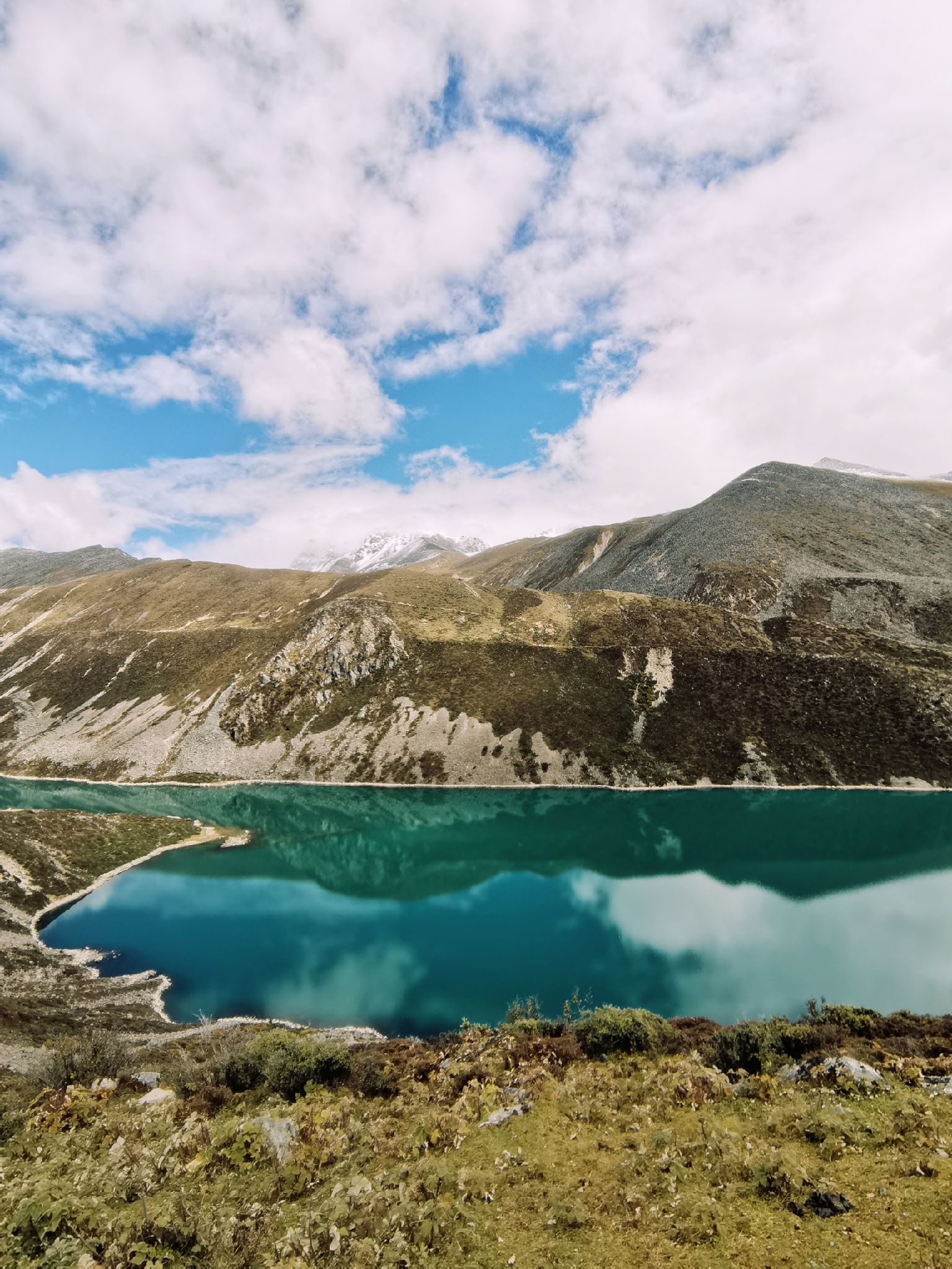 库拉岗日雪山(图文赏析藏族神山库拉岗日的风景)