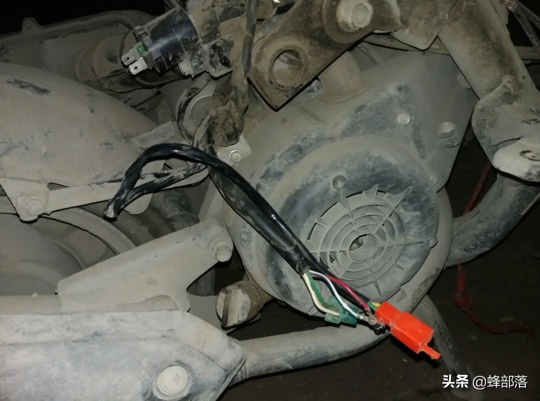 农村“旧摩托车”回收年赚20万，高利润从哪来？4大板块获利
