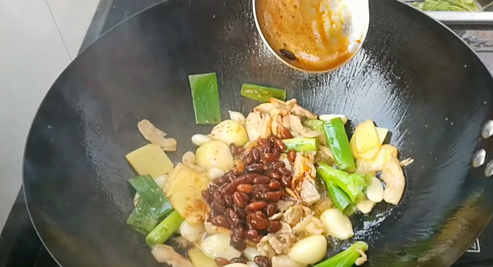 鱼杂怎么做好吃（大厨教你鱼杂在家这么做）