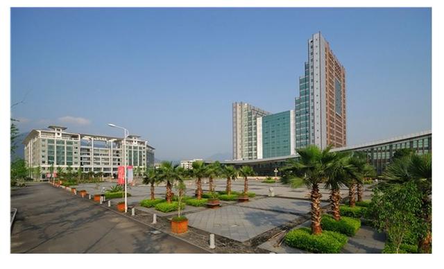 超全福建省本二批志愿来了！高校志愿填报最强攻略！收藏再看