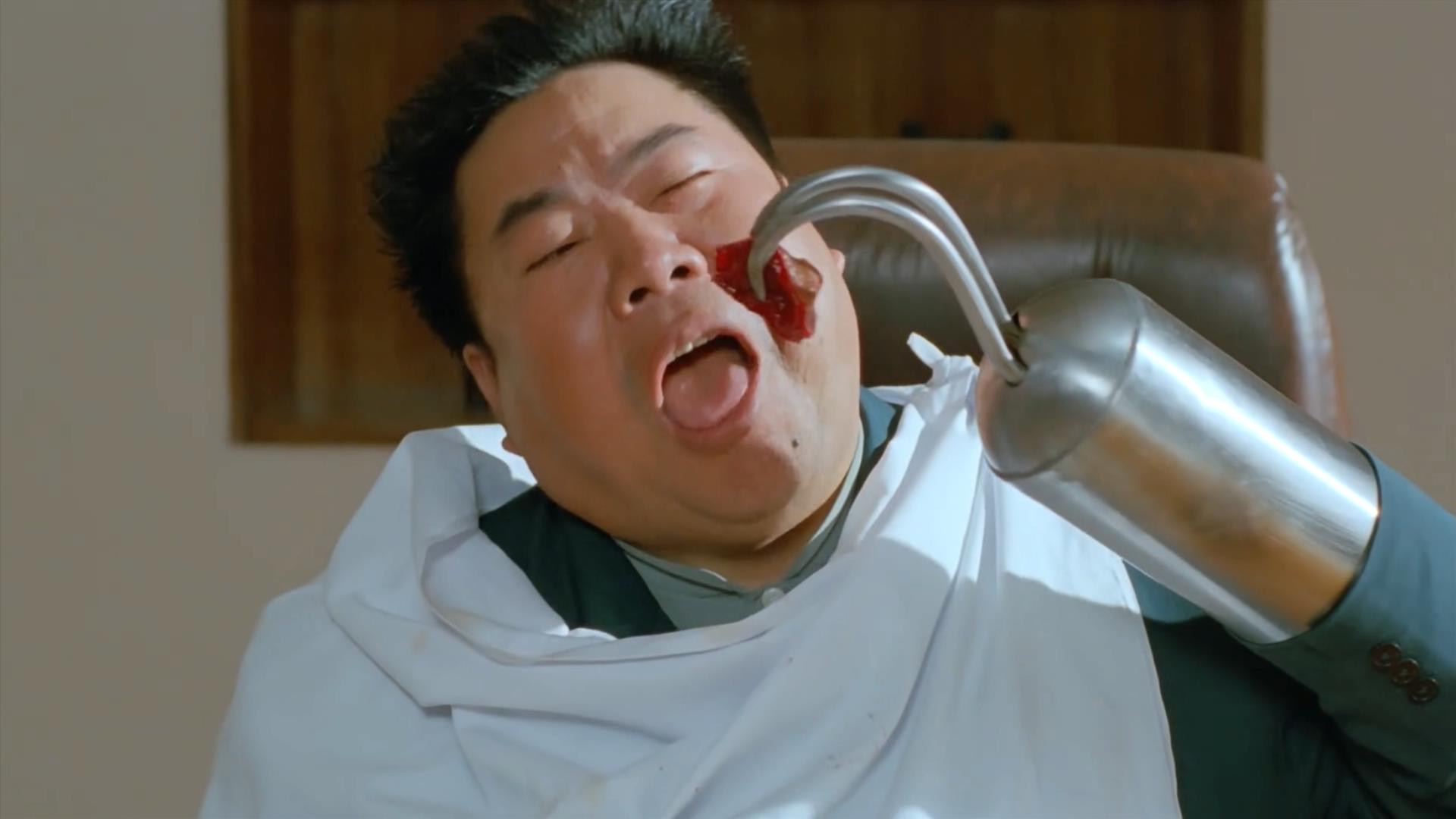 太过血腥被评为三级,29年过去了,重口味电影我只认《力王》