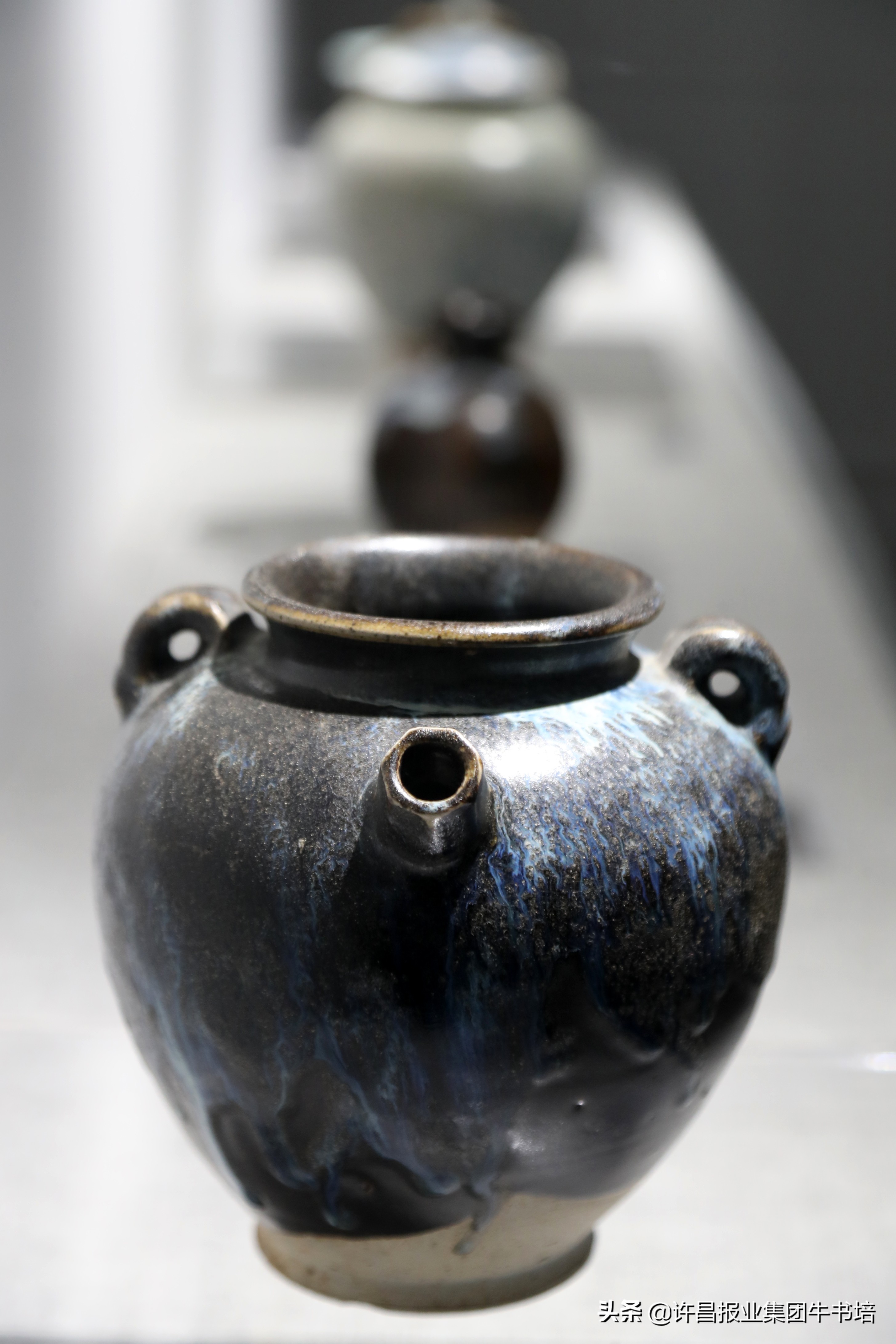 “中国钧瓷之都”河南禹州钧天美术馆开展历代钧瓷精品展