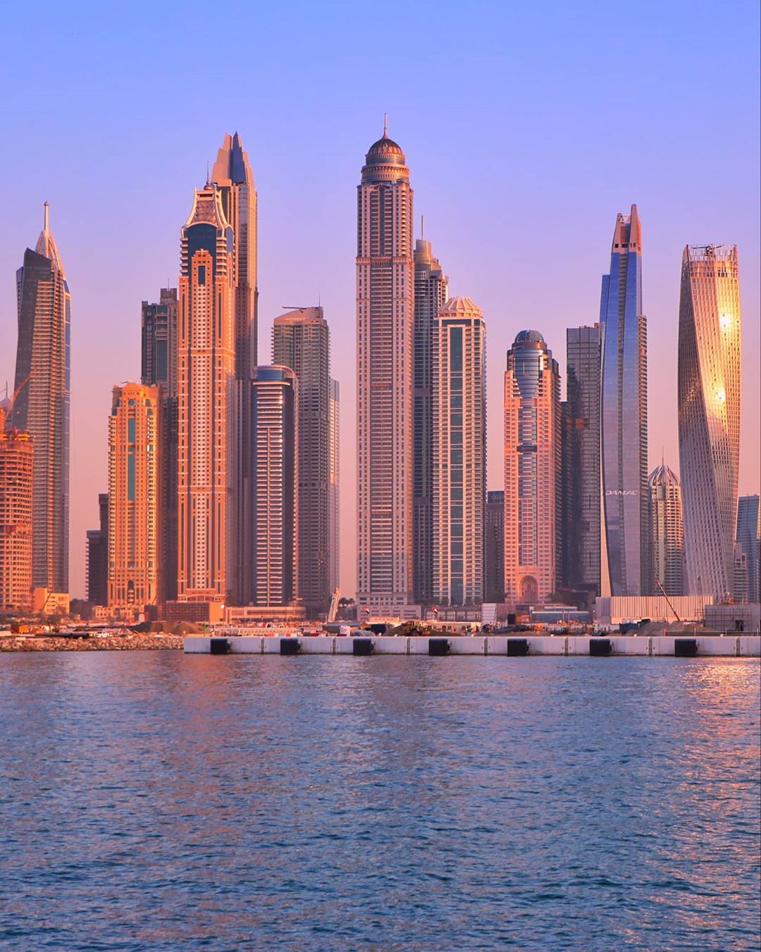 全球8座超过400米高的摩天住宅——美国引领,越南韩国阿联酋入围