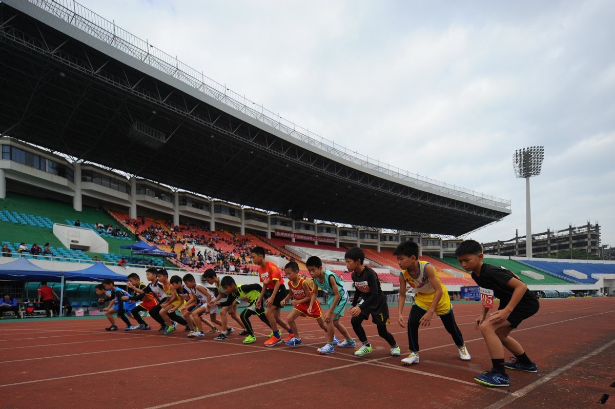 群星璀璨！柳州市第十五届运动会田径比赛完美谢幕