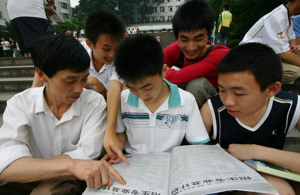 高考723分拿下省状元，荣获数学大满贯，优秀体质自带主角光环