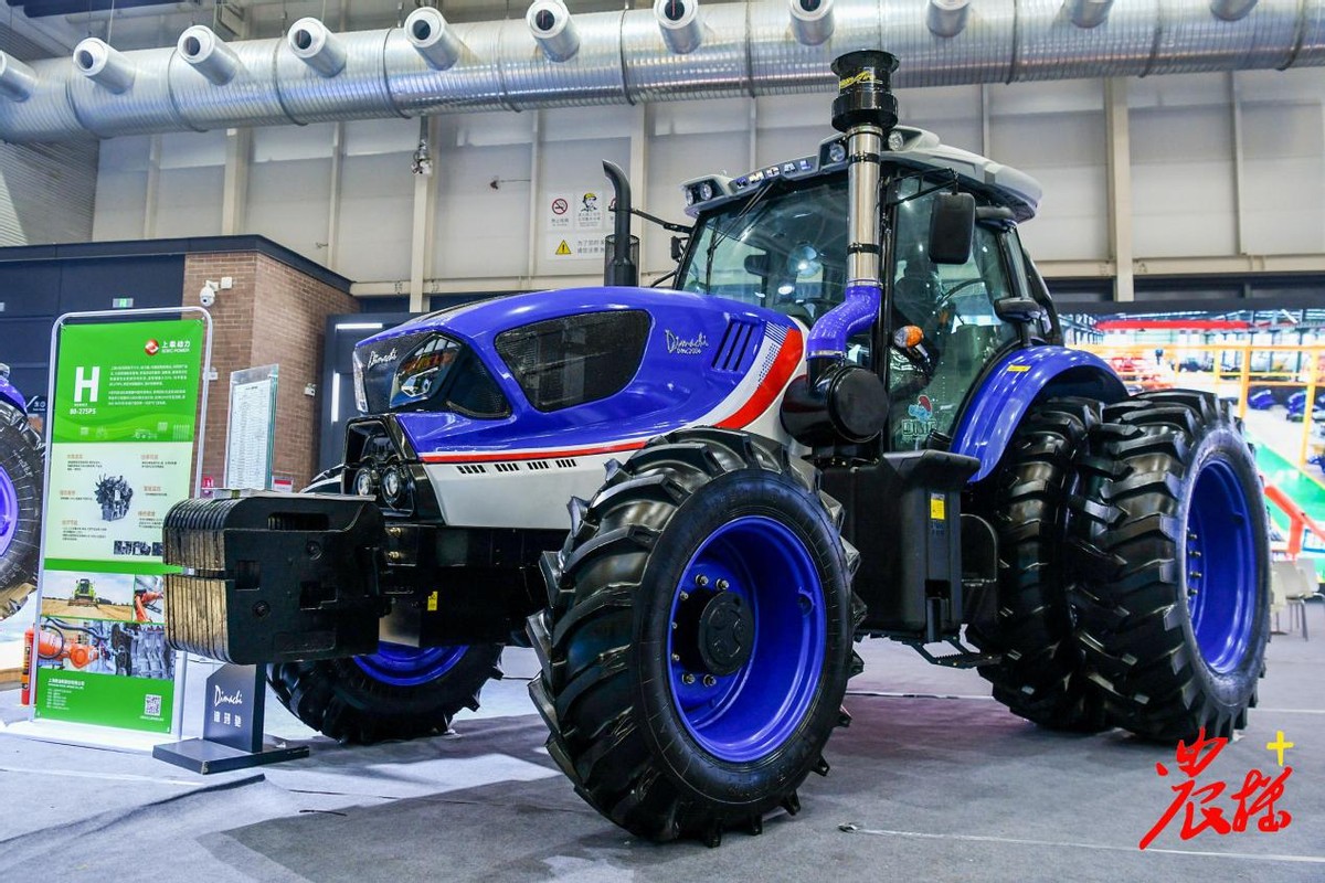 9款国际农机展上150-200马力的拖拉机