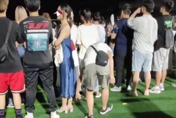 山西高校21级男生，乔装进女浴室被开除，网友：又一大学体验卡