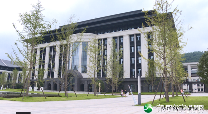 宜宾学院：立足本地实际 推动特色产业成果转化