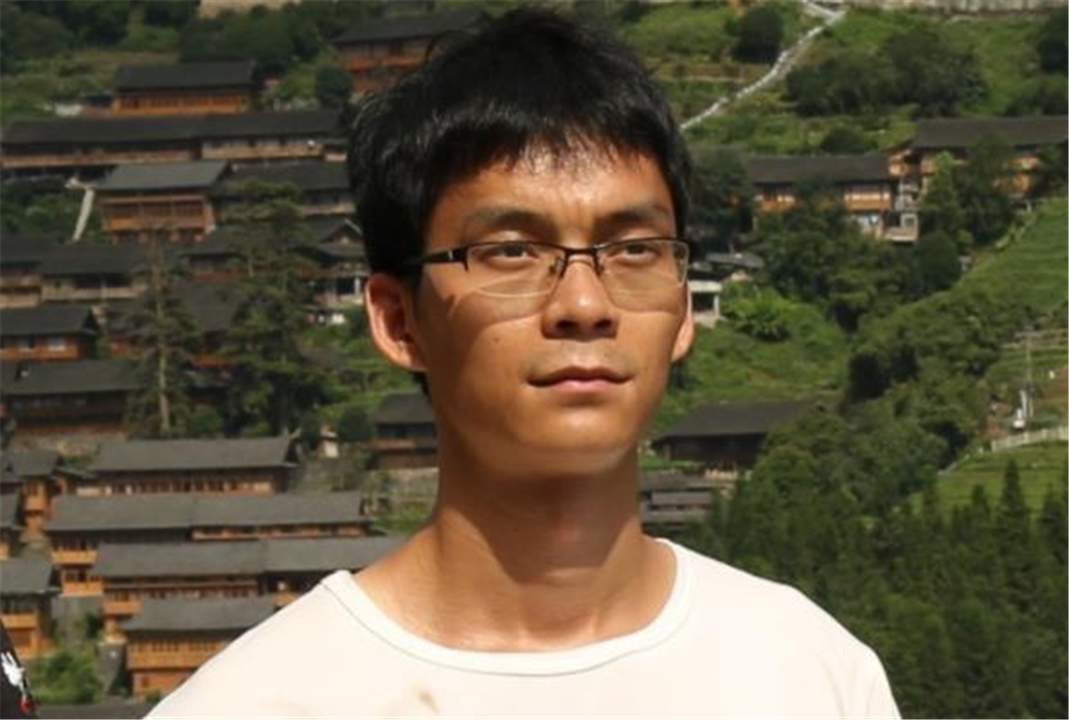 广西“考神”复读11年，参加了12次高考，今年考得怎么样了？