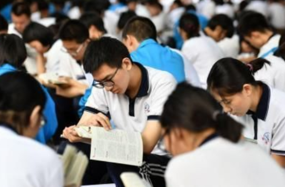 原始分差1分，赋分后差10分，新高考“赋分制度”公平但不合理