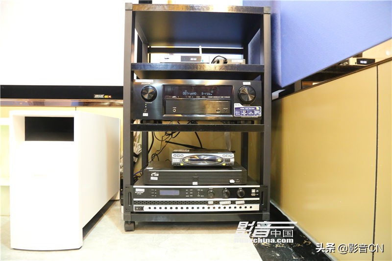 南庄绿岛湖涟岸多功能影音室：独一无二的定制设计