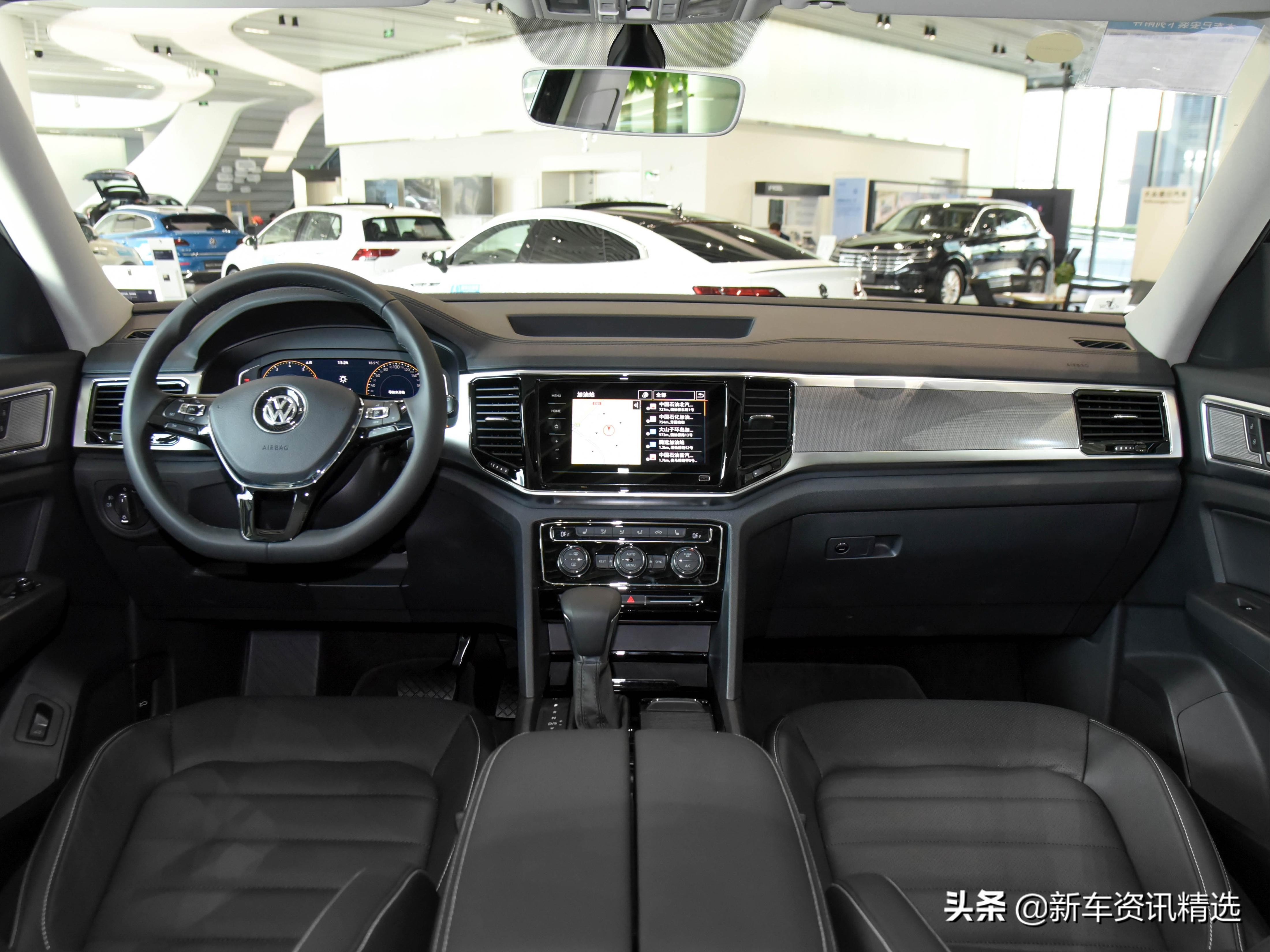 性价比高，尺寸巨大，中大型的合资自动挡SUV，带你看大众途昂