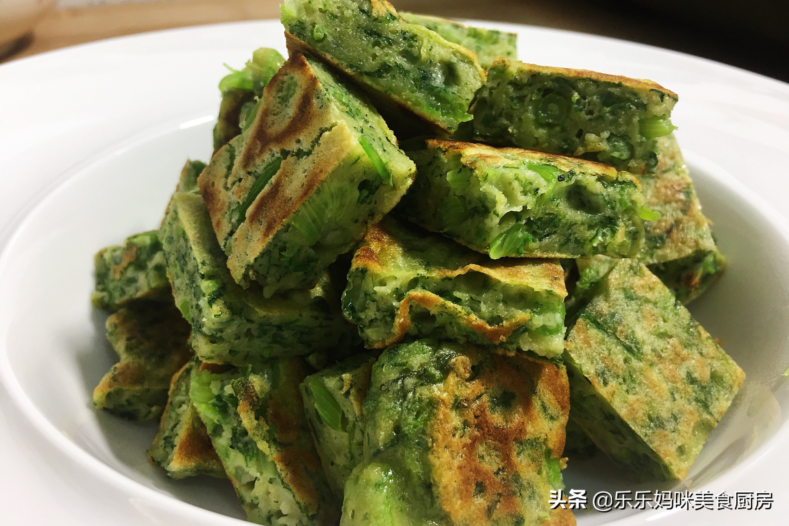茼蒿的做法（3种茼蒿好吃做法要收藏简单易学）