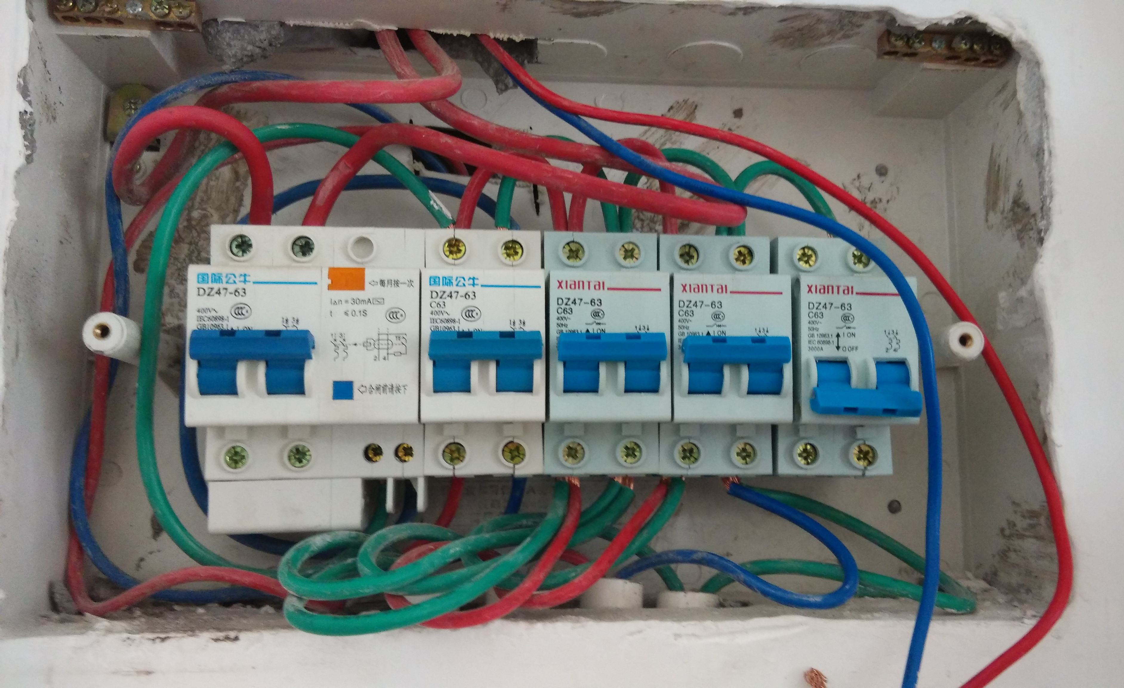 装修时，电线用硬线还是软线？单芯还是多芯？两种线有什么区别？