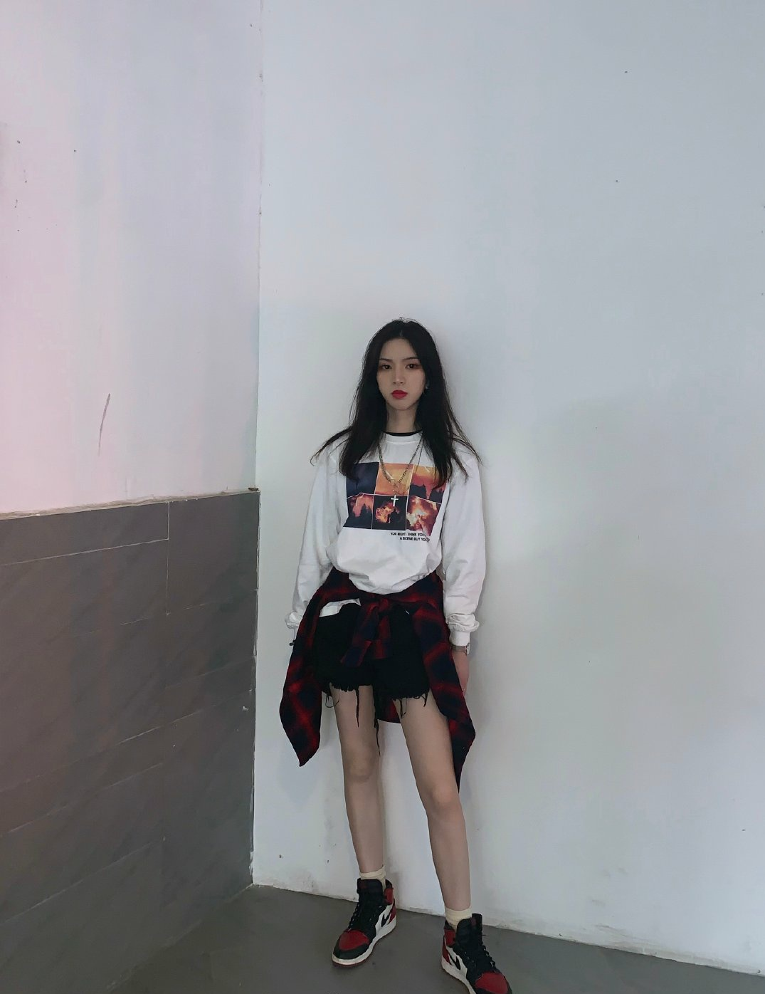 时尚博主囍妹儿，分享大学生时尚穿搭，四种风格简约时尚，超美