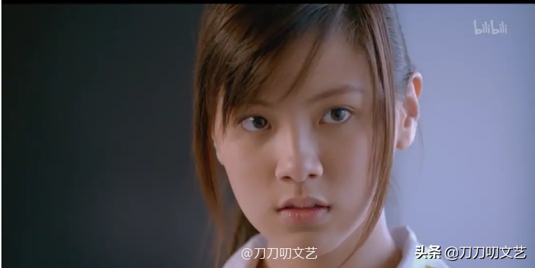 赵今麦扮丑太敷衍？对比杨幂热巴丑女造型，不是越丑演技就越好