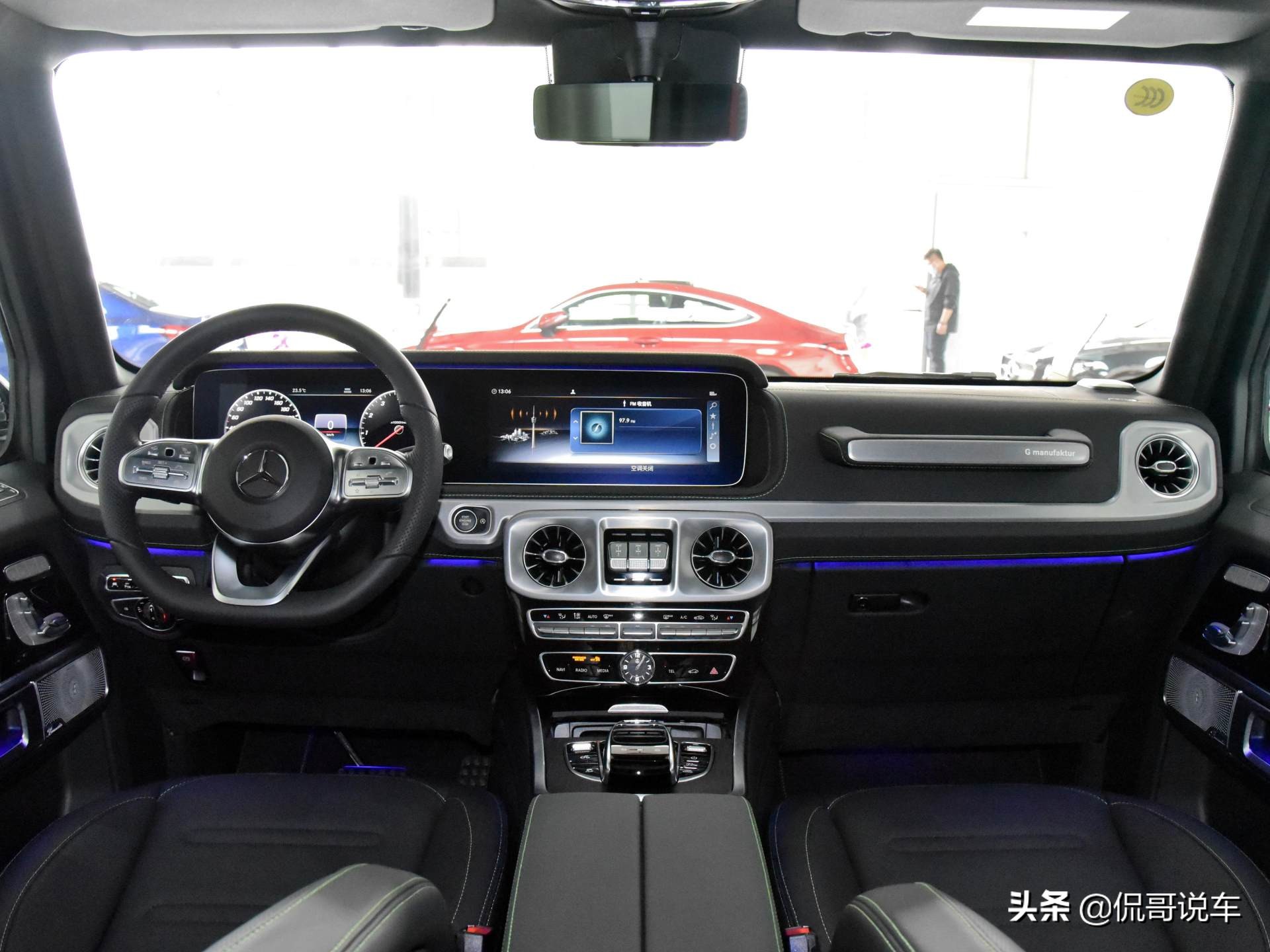 男人适合越野车，V8动力气派，奔驰品牌有排面，带你看奔驰G级