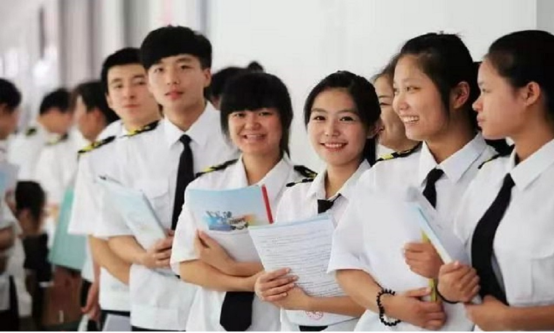 中考失利没读成高中，技校和就业该怎样抉择？读书或并非唯一出路