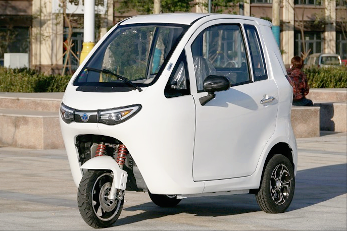 3款带篷电动三轮车,最大续航100公里,适合冬天接娃