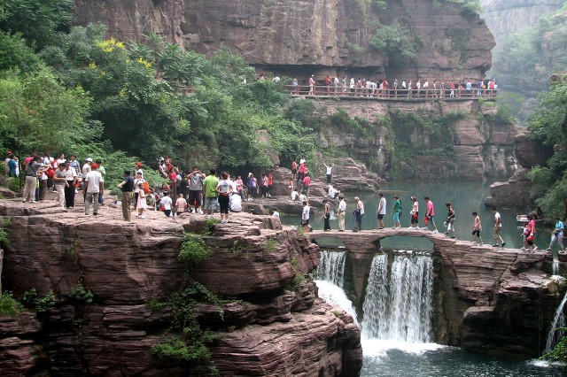 夏日旅游河南省哪十个地方最值得去看看？