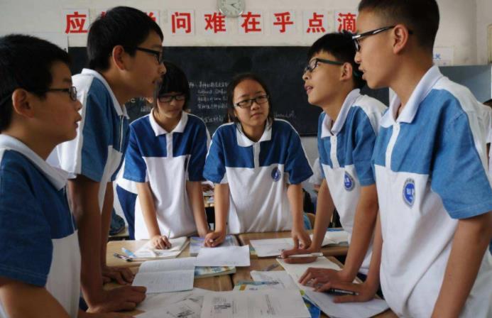 双减之下，“民办”和“公办”初中差距逐渐显现，部分家长已后悔